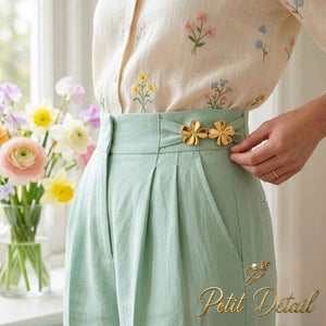 Clover Waist Buckle Petit Détail Lebanon
