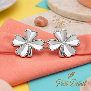 Clover Waist Buckle Petit Détail Lebanon