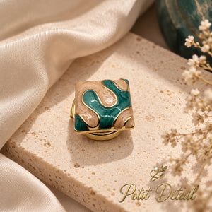 Teal & Ivory Wave Button Cover Petit Détail Lebanon