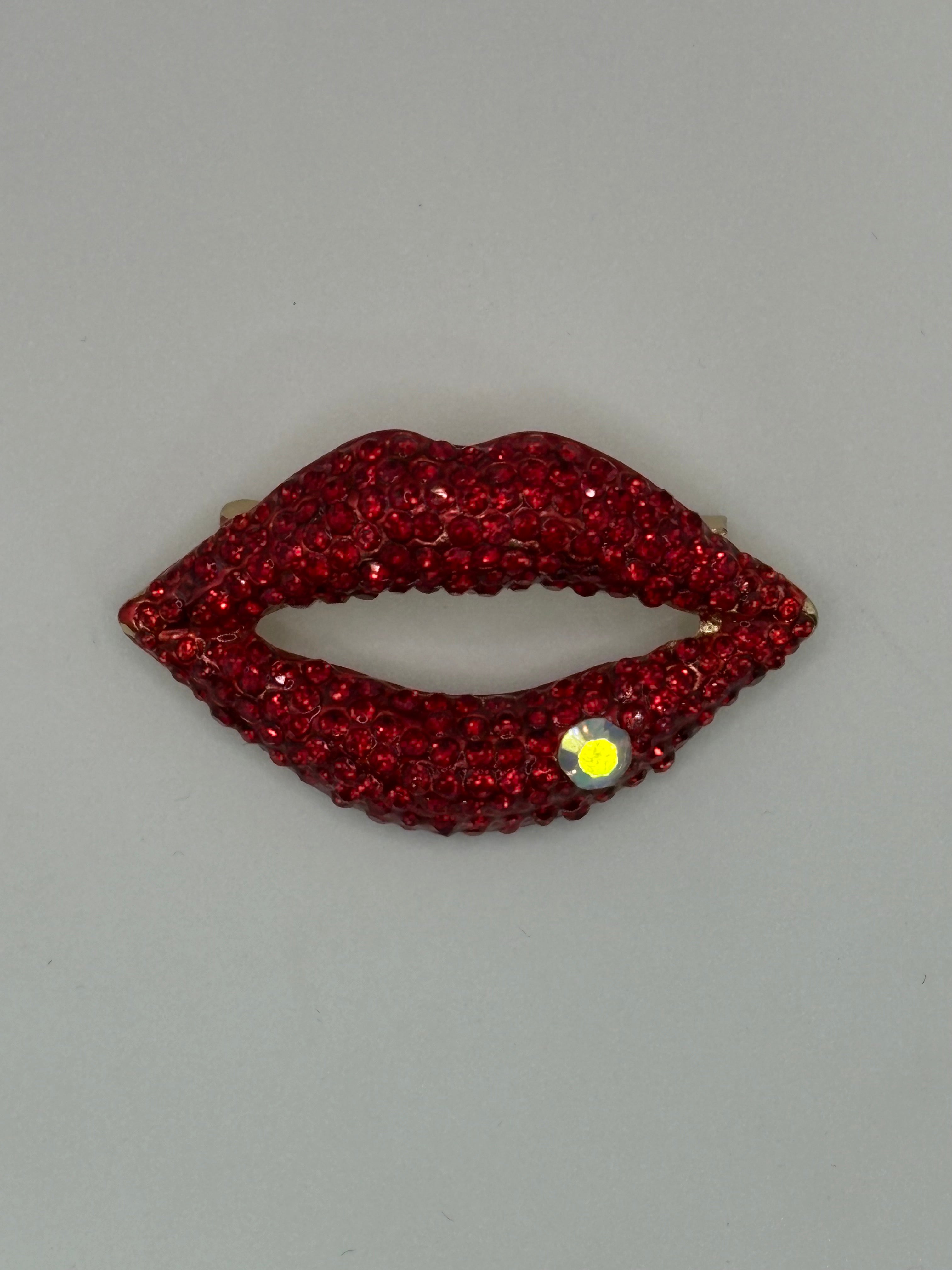 Sparkling "Kiss" Brooch with Crystal Accents