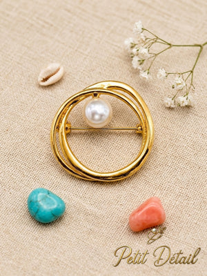 Golden Pearl Orbit Brooch Petit Détail Lebanon