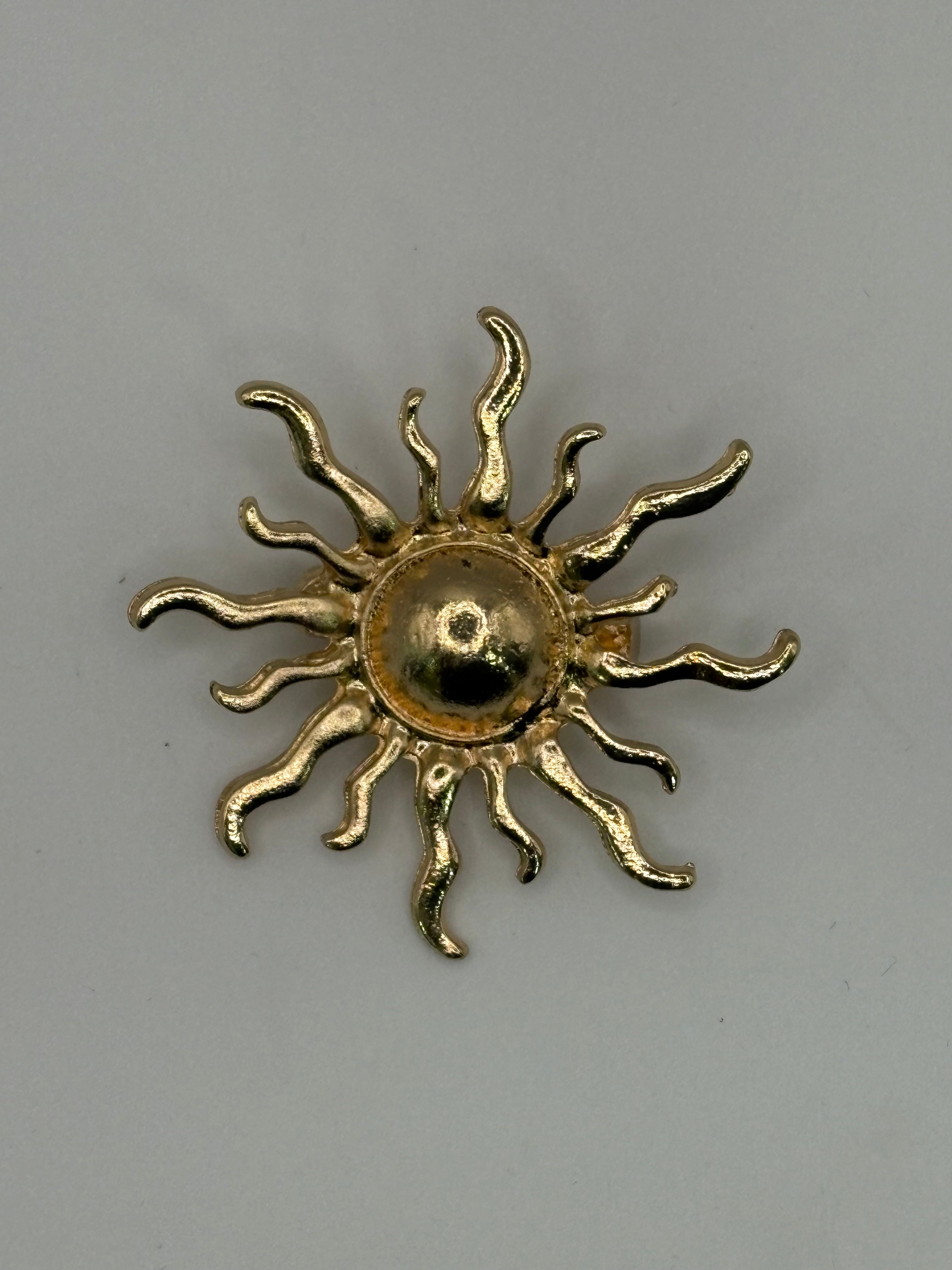 Vintage-Inspired Gold-Tone Sunburst Brooch | Celestial Sun Pin