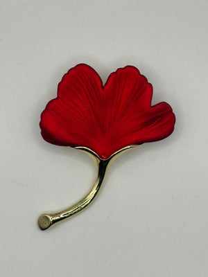 Frosted Ginkgo Leaf Brooch Collection | Matte Gold-Stem Nature Pin – detail view | Petit Détail