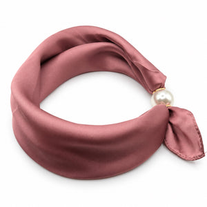 Dusty rose magnetic scarf with pearl magnetic closure on white background
