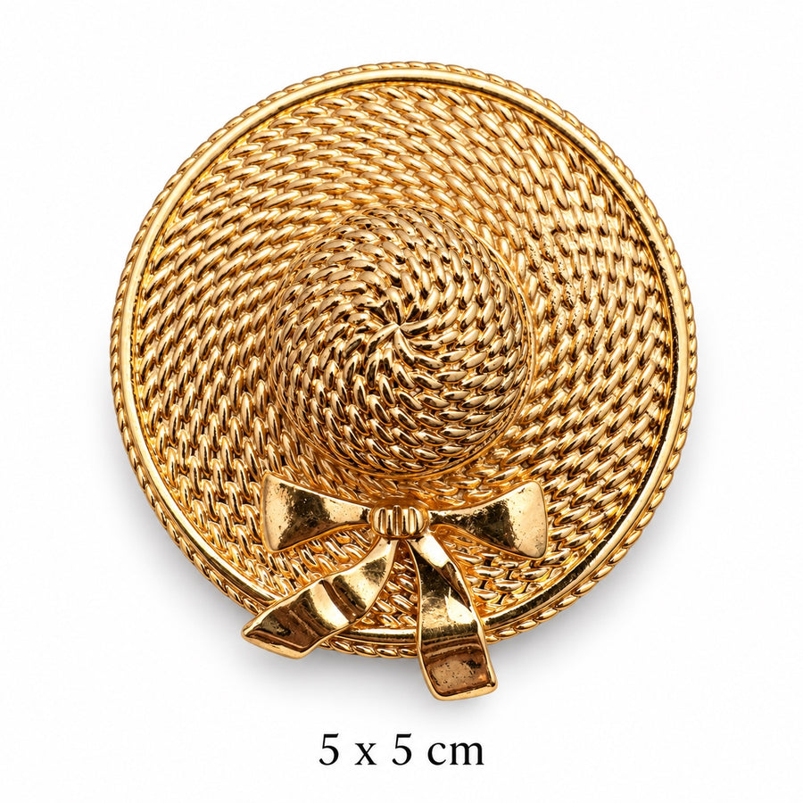Gold-tone woven sun hat brooch with bow, 5 x 5 cm